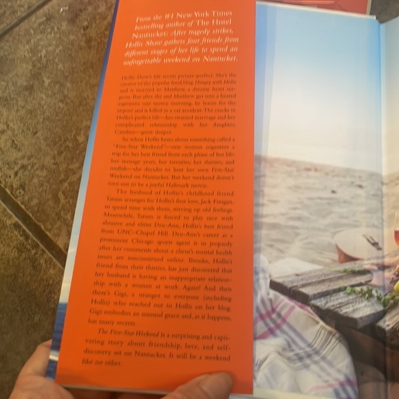 Lilly Pulitzer/ Natural life perfect beach day bag, everything you need! - Picture 9 of 17